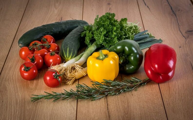 Gemüse und Kräuter zum Abnehmen